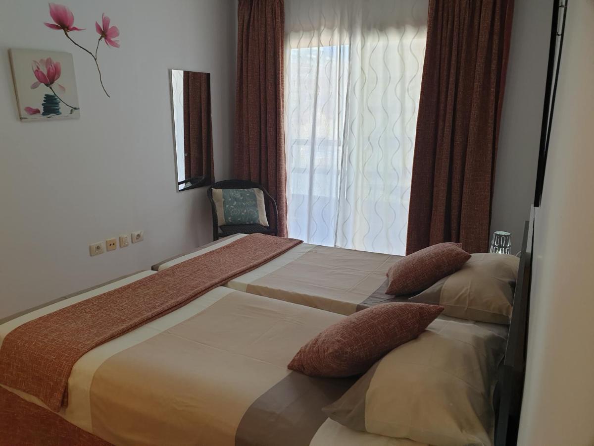 810 - Edif Aguamarina - Vacation Rental Home In The Coast Line Of Golf Del Sur San Miguel de Abona Extérieur photo